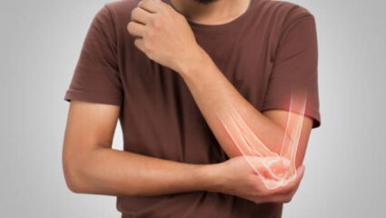 Calcium Deficiency: महिलांमध्ये का वाढत आहे कॅल्शियमची कमतरता? शरीरात दिसून येणाऱ्या ‘या’ लक्षणांकडे चुकूनही करू नका दुर्लक्ष