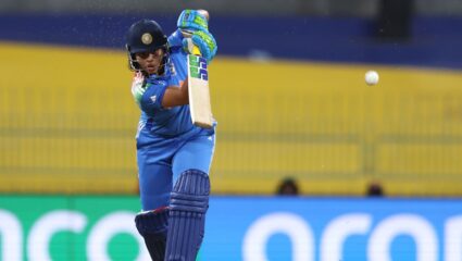 IND W vs PAK W: रिचा घोषची तुफानी खेळी; टीम इंडियाने पाकिस्तानला दिले २४८ धावांचे आव्हान!