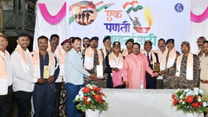 Ahilyanagar : ‘एक पणती जवानांसाठी’ अहिल्यानगरात आजी माजी सैनिक आणि नागरिकांचा स्तुत्य उपक्रम