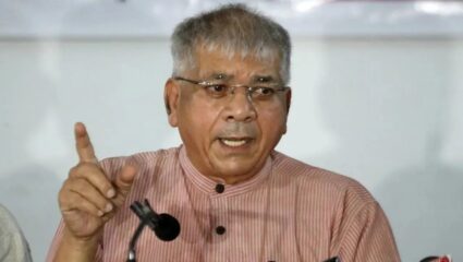आता ‘या’ जातीने ओबीसींच्या लढ्याचे नेतृत्व करावे; आरक्षणावरुन प्रकाश आंबेडकरांचं मोठं विधान