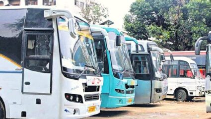 दिवाळीत खासगी बसवाल्यांकडून प्रवाशांची लूट सुरू; सध्या तिकीटाचे दर किती?