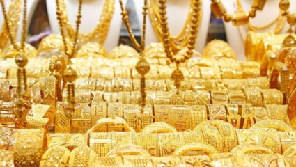 Todays Gold-Silver Price: सणासुदीपूर्वी सोन्या-चांदीच्या दरात ऐतिहासिक उसळी; सोनं 1,17,800 तर चांदी 1,44,844 वर पोहोचली
