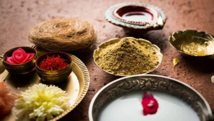 Diwali 2025 : दिवाळीतल्या अभ्यंगस्नानाला इतकं महत्व का दिलं जातं ? काय आहे शास्त्रीय आणि धार्मिक कारणं