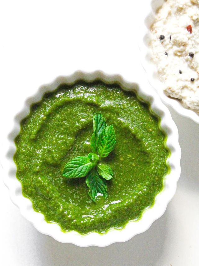 जेवणात पुदीना-कोथिंबीरीची चटणी खा, फायदेच फायदे