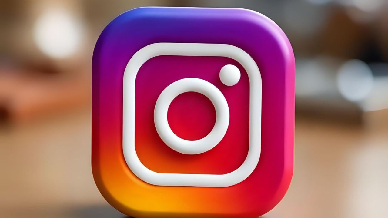Does Instagram Listen Your Conversation For Targeting Ad Ceo Adam Mosseri Give Explanation Tech News Marathi