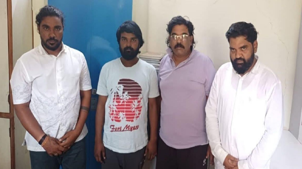 Jaysingpur Murder Case : जयसिंगपुरातील निर्घृण खुनाचा उलगडा; चार आरोपींना पोलिसांनी पकडले जयसिंगपुरातील निर्घृण खुनाचा उलगडा; चार आरोपींना पोलिसांनी पकडले