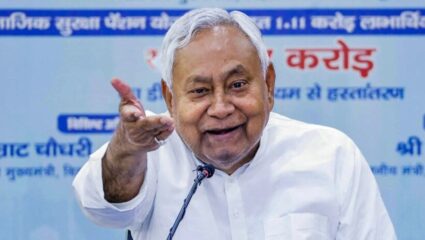 Bihar Election 2025 : 101 जेडीयू उमेदवारांची घोषणा, 4 मुस्लिमांना मिळाले तिकीट, कोणा कोणाला मिळाली संधी?
