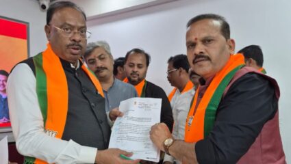 KDMC News : ‘या’ गावांच्या भूमिअभिलेख कार्यालयातील नोंदींमध्ये गंभीर तफावत, माजी आमदारांची बैठकीची मागणी