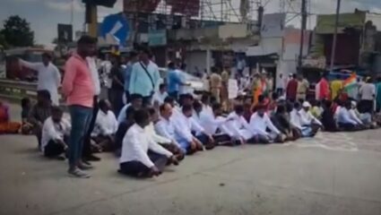 Latur : नागरी सुविधा मिळत नसल्याने परिसरातील संतप्त नागरिक केला रस्ता रोको