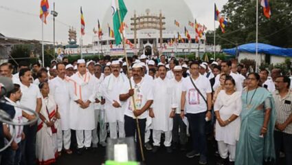 Congress News: गांधींच्या छातीत गोळ्या घालणाऱ्यांच्या औलादी आजही वळवळ करतायेत; सपकाळांनी संघाच्या जखमेवर मीठ चोळलं