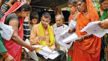 Bihar caste equation: कसे आहे बिहारचे जातीय समीकरण? भाजपला सामान्य वर्गाचा, तर राजदला यादव-मुस्लिम मतदारांचा आधार