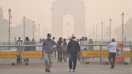 Delhi Air Pollution : दिल्लीकरांचा श्वास कोंडला! दिवाळीच्या मुहूर्तावर मोडला प्रदुषणाचा मागील चार वर्षांचा रेकॉर्ड