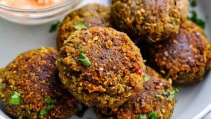 व्हेज खाणाऱ्यांसाठी पर्वणी, विकेंडनिमित्त घरी बनवा चविष्ट अन् प्रथिनांनी भरपूर असे ‘सोया कबाब’;