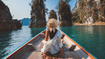 या 5 देशात जाऊन भारतीय बनतात श्रीमंत, इथे भारतीय रुपया आहे मजबूत; संपता संपत नाही पैसा