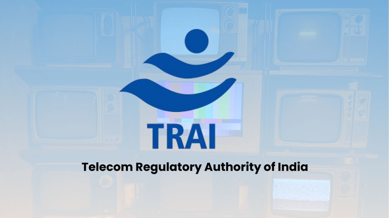 भारतामध्ये फोन नंबरचे नियमन TRAI (Telecom Regulatory Authority of India) करते. TRAI ने 10 अंकी मोबाईल क्रमांक प्रणाली 1990 च्या दशकात सुरू केली, जेणेकरून क्रमांकांची संख्या मर्यादित न राहता भविष्यात वाढवता येईल.
