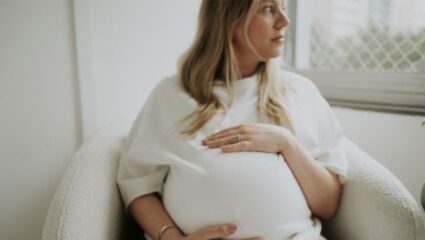 Diwali 2025: दिवाळीत प्रदूषणाचे वाढते प्रमाण! गर्भवती महिलांनी ‘अशी’ घ्या काळजी