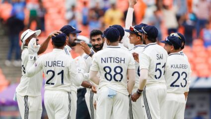 IND vs WI : भारताच्या संघाने वेस्ट इंडिजला 162 धावांवर गुडाळलं, मोहम्मद सिराजच्या हाती लागला विजयाचा चौकार