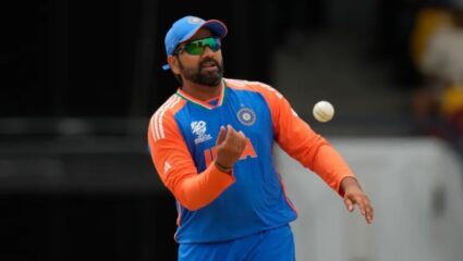 Team India New Captain : शुभमन गिलला कर्णधारपद मिळाल्यानंतर रोहित शर्माचे 13 वर्ष जुने ट्विट व्हायरल! म्हणाला – एंड ऑफ द…