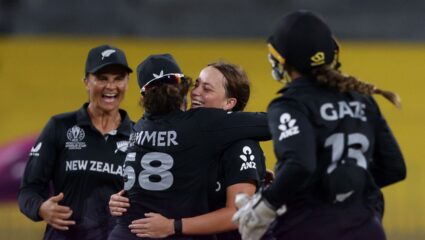 NZ W vs PAK W : न्यूझीलंड विरुद्ध पाकिस्तान सामना रद्द, दक्षिण आफ्रिका उपांत्य फेरीत; भारताच्या आशाही उंचावल्या