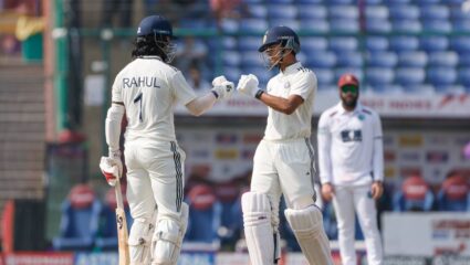 IND vs WI : पहिल्या सेशनमध्ये भारताने गमावला पहिला विकेट! यशस्वीने सांभाळली संघाचा खेळ