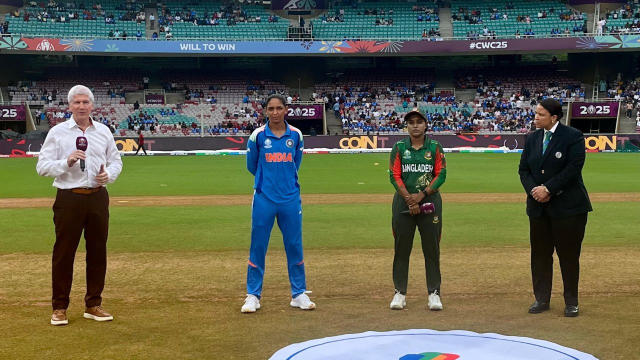 IND W vs BAN W : भारताचा संघ सेमीफायनलआधी लढणार बांग्लादेशशी! हरमनप्रीत कौरने नाणेफेक जिंकले, गोलंदाजी करणार फोटो सौजन्य - बीसीसीआय