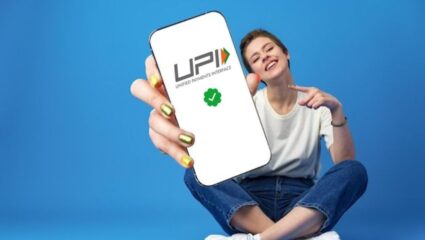 फोनपे आणि गुगल पेसाठी नवं आव्हान! Arattai नंतर Zoho घेऊन येणार सुपर UPI अ‍ॅप, लवकरच बदलणार ऑनलाईन पेमेंटचा अंदाज