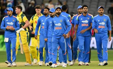IND vs AUS : गिल आर्मी अ‍ॅडलेमध्ये दाखल! चाहत्यांकडून जोरदार स्वागत; दुसऱ्या सामन्यात रंगणार घामसान