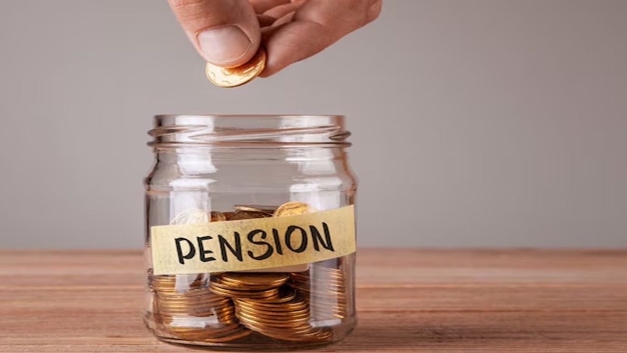 8th Pay Commission संदर्भात मोठी अपडेट! 6.9 दशलक्ष पेन्शनधारकांना फायदे मिळणार नाहीत? काय आहे यामागाच कारण?