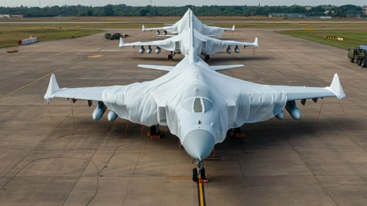 Radar Proof : युद्धाच्या पार्शवभूमीवर ड्रॅगनचा आश्चर्यकारक दावा; लुफा तंत्रज्ञानामुळे गुप्तचर विमान होऊ शकते पूर्णपणे ‘अदृश्य’