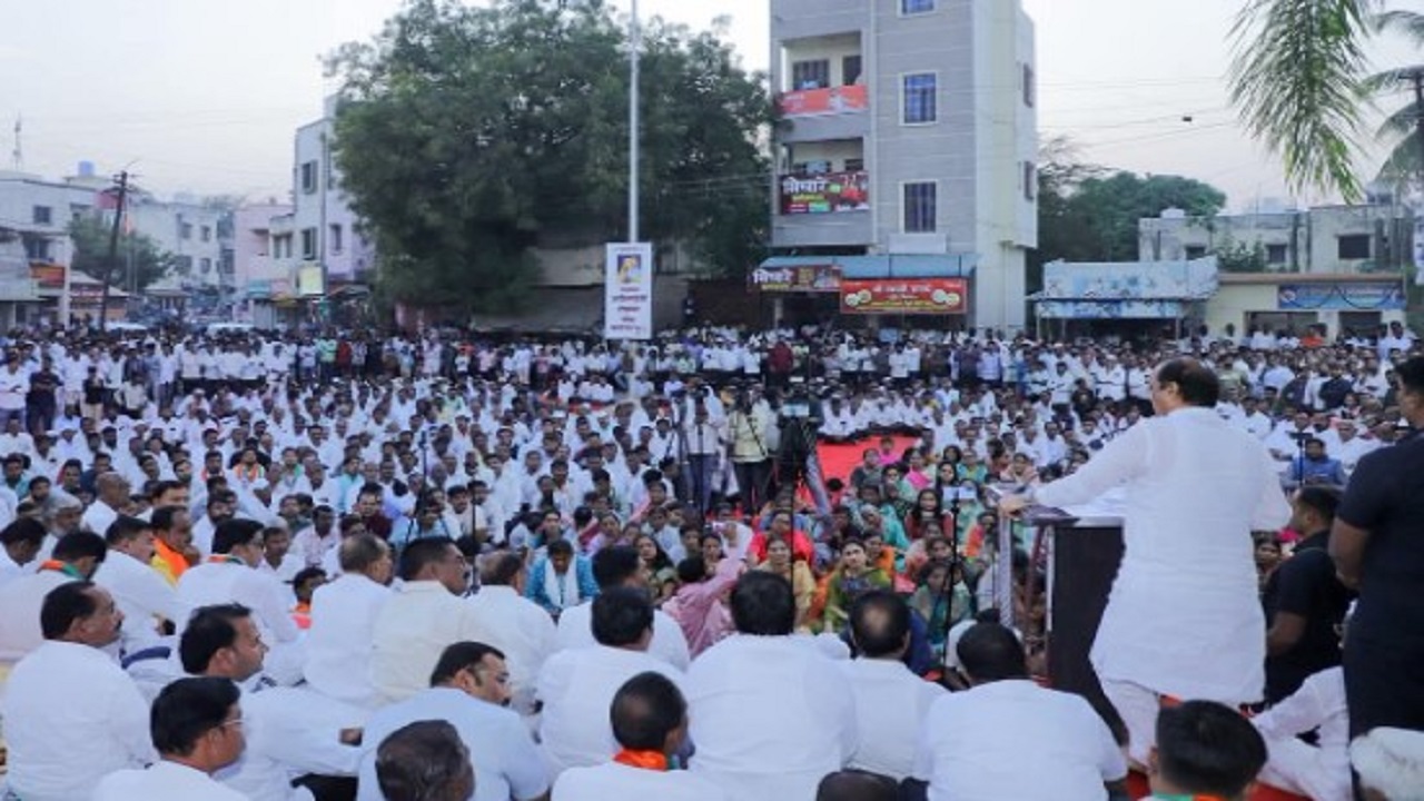 माळेगाव ग्रामपंचायत निवडणुकीच्या प्रचाराला सुरुवात; महायुतीतील नेत्यांसह पदाधिकाऱ्यांची उपस्थिती