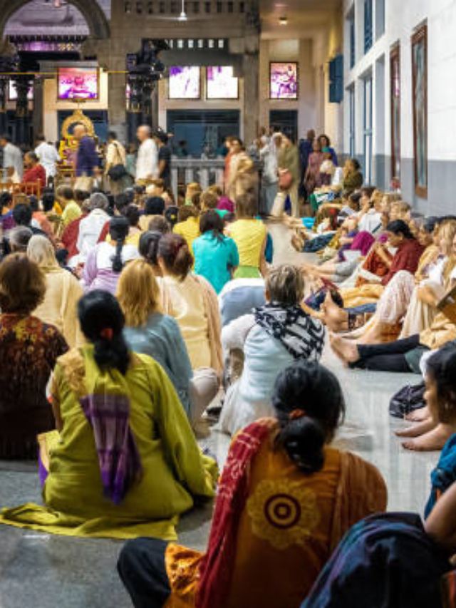 तुम्हाला माहितेय भजन ऐकण्याचे फायदे?