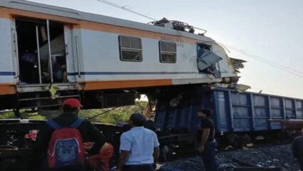 Train Accident: बिलासपूरमध्ये मोठा रेल्वे अपघात! प्रवासी ट्रेन मालगाडीवर आदळली, ६ प्रवाशांचा मृत्यू, अनेक जण गंभीर जखमी