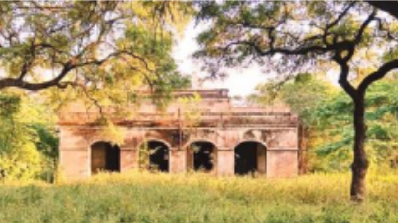 दहेगाव बंगला पोलीस चौकीला मुहूर्त सापडेना! नऊ वर्षांपूर्वी झाली होती चौकीची घोषणा