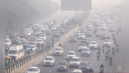 Delhi Air Quality: दिल्लीकर श्वासातून घेतायेत विष; ज्येष्ठ वकील कपिल सिब्बल यांनी व्यक्त केली चिंता
