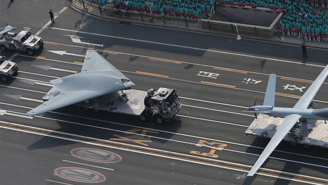 China GJ-11 Drone : चीनने लाँच केला ‘मिस्ट्रीयस ड्रॅगन’; सोशल मीडियावर व्हिडिओ झाला जोरदार VIRAL