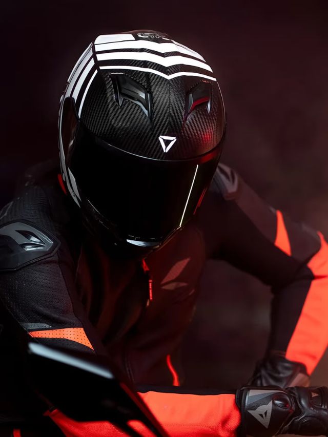 मेंदूसारखे काम करते हे हेल्मेट, मिळणार अलर्ट.. स्मार्ट Helmet