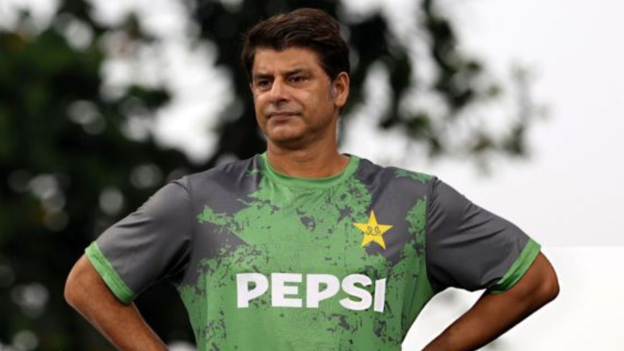 Women’s ODI World Cup : भारतात विश्वचषक विजयाचा जल्लोष, पाकिस्तानमध्ये तर PCB ने प्रशिक्षकावर उगारला राग; घेतला मोठा निर्णय 