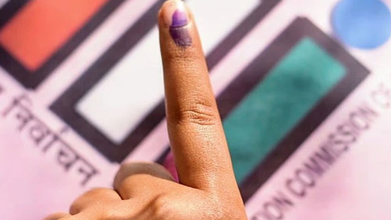 पक्षफुटींमुळे शेकाप बॅकफूटवर! नगरसेवकांचे पक्षांतर वाढले; पालिका निवडणुकीबाबतही निरुत्साह