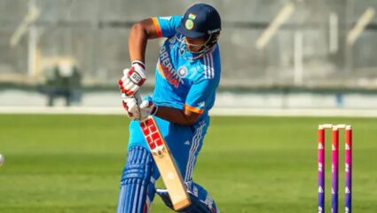 Asia Cup Rising Stars 2025 : पुन्हा घोंघावले वैभव सूर्यवंशीचे वादळ! युएईविरुद्ध  ३२ चेंडूत ठोकले धमाकेदार शतक.. 