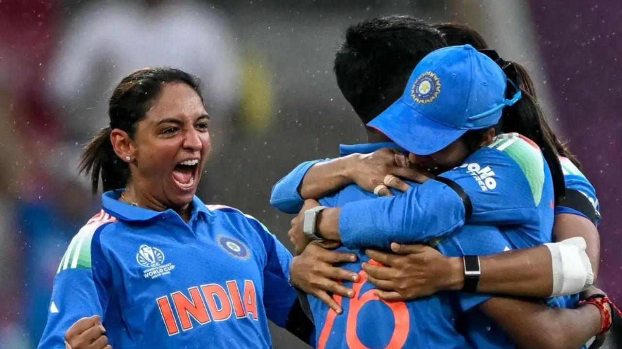 महिला क्रिकेटसाठी नव्या पर्वाची नांदी! Women Cricket World Cup विजयानंतर केंद्रीय करारांमध्ये होणार सुधारणा