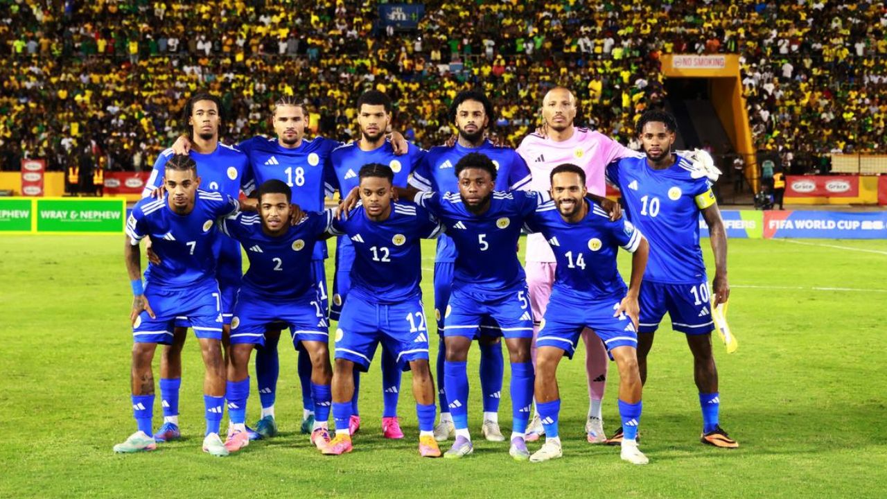 Football World Cup 2026 : दीड लाख लोकसंख्या असणाऱ्या देशाची कमाल! ऐतिहासिक कामगिरी करत फुटबॉल वर्ल्डकपसाठी कुराकाओ पात्र 