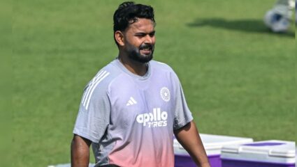 Ind vs SA 2nd Test : गुवाहाटी कसोटीत ऋषभ पंत सांभाळणार संघाची धुरा! कर्णधारपदी निवड झाल्यानंतर दिली प्रतिक्रिया… 