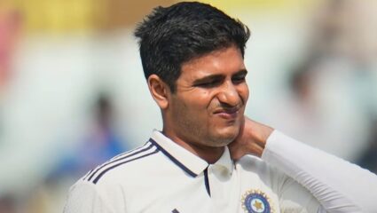 Ind vs SA 2nd Test : दुसऱ्या कसोटीतून गिल बाहेर! प्रिन्सच्या जागा घ्यायला ‘या’ दोन खेळाडूंचे नाव चर्चेत 