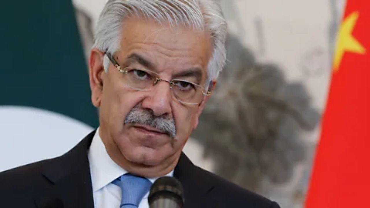 Tejas क्रॅशवर पाकिस्तानची पहिली प्रतिक्रिया; आसिफ ख्वाजा म्हणाले, ‘भारताशी युद्ध फक्त…’