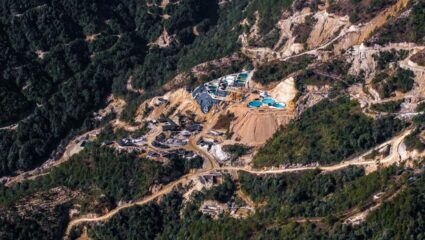 Rare Minerals : काचिन प्रदेश नव्या भू-राजकीय रणभूमीत; म्यानमार पर्वतांमध्ये दडलेल्या दुर्मिळ खजिन्यावरून ‘या’ 3 महासत्ता आमनेसामने