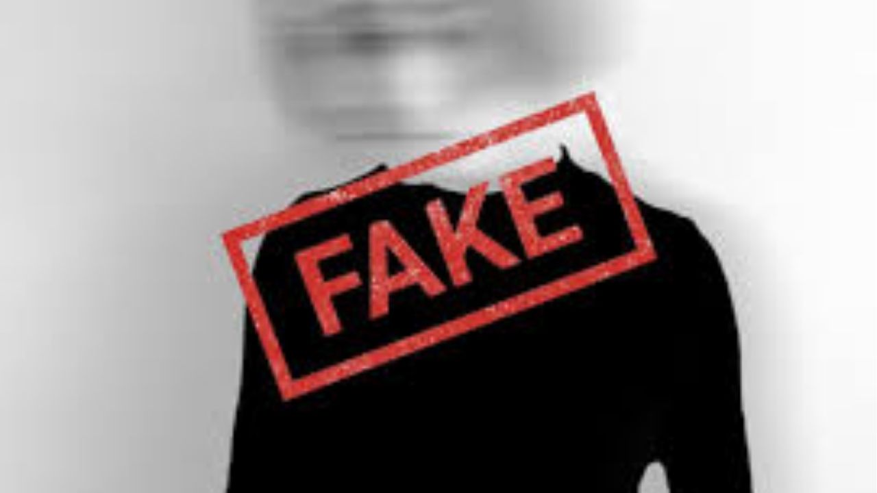 फडणवीसांच्या दौऱ्यात धांदल! सरकारी ध्वज, पाट्या, बॉडीगार्ड… ‘खोटा अधिकारी’चा मोठा थाट, डीसीपींच्या शंकाळू नजरेमुळे गजाआड