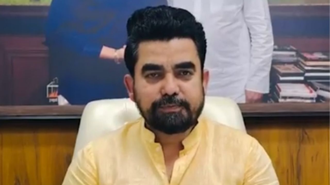 Navi Mumbai : नवी मुंबईत शिवछत्रपती स्मारक वाद तापला!