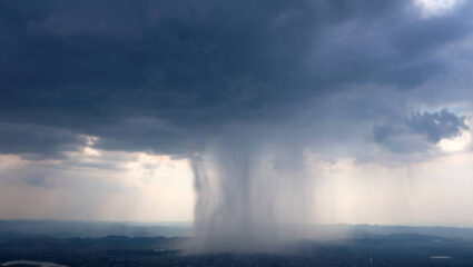 Maharashtra Rain Alert: राज्याच्या दिशेने येतेय मोठे संकट; IMD ने दिला ‘हा’ इशारा