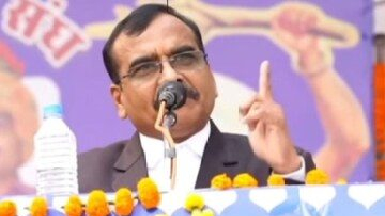 “कोणी ब्राम्हण आपली मुलगी…”; आरक्षणाबाबत IAS अधिकाऱ्याची जीभ घसरली; CM कडे कारवाईची मागणी