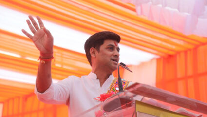 Ladki Bahin Yojana: श्रीकांत शिंदेंचे मोठे विधान; म्हणाले, “लाडक्या बहिणींनी विरोधकांचे…”